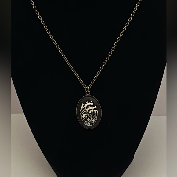 Necklace - Picture 8 of 8